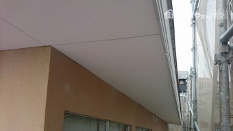 軒天下地板貼