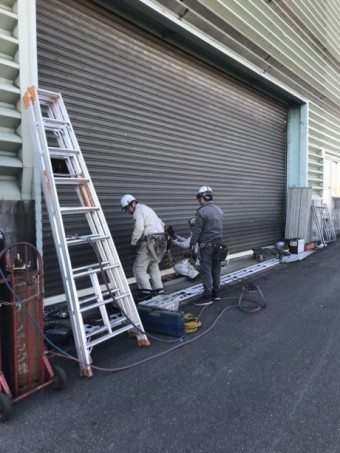 シャッター解体状況