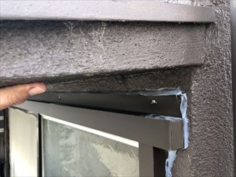 外部窓枠 コーキング