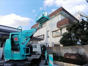 屋根応急処置 高所作業車