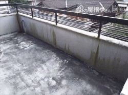 テラス雨漏り改修前