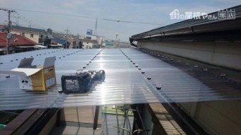 ポリカー波板施工状況