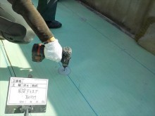 シート防水固定ディスク取付け