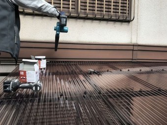 波板 清掃