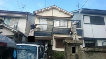 上塗作業中