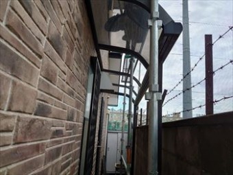 テラス屋根 足場設置後