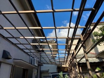 波板 飛散 全景