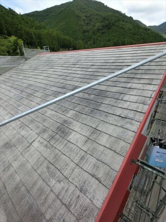 屋根塗装 下塗り(シーラー)完了