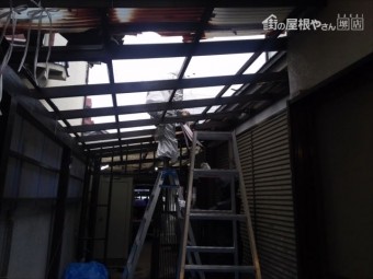 波板破損