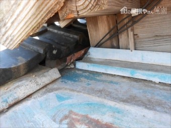 屋根板金奥