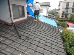 瓦屋根 下屋 雨漏れ