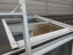 テラス 屋根飛散
