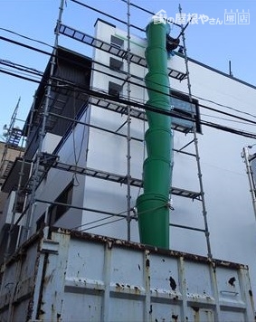 バルコニー植栽・土おろし状況