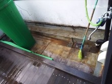 バルコニー植栽・土撤去完了状況