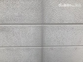 外壁塗装 サッシ廻りコーキング打ち替え後