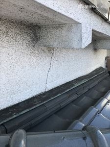 壁 クラック