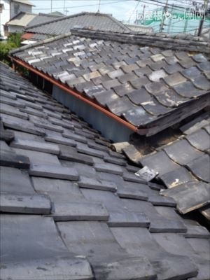 屋根取り合い 板金張付け 完了