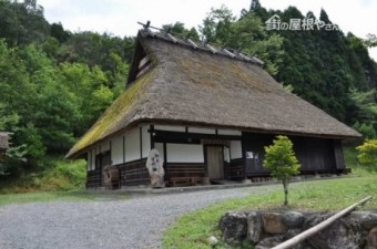 茅葺屋根