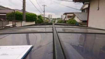 ポリカー・押え縁不具合