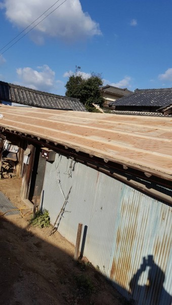 屋根 コンパネ下地完成