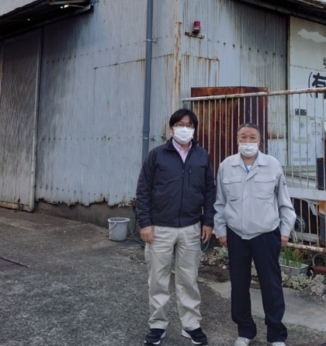 堺市堺区で工場の波型スレート屋根にカバー工法を行ったM様の声