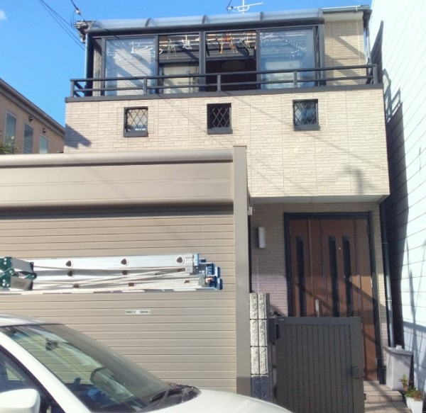堺市堺区でスレート屋根のカバー工法を検討中の築２５年住宅