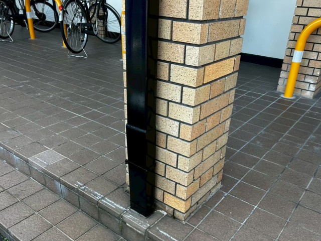 竪樋塗装後